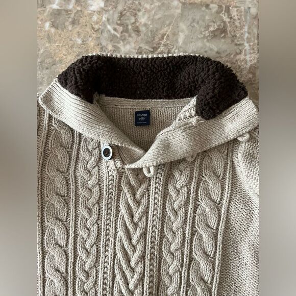 BabyGap, brown/beige sweater, elbow patches, button/hook closure,braided, size 3 - Picture 6 of 9